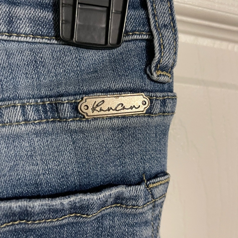 KanCan jean shorts. Size M